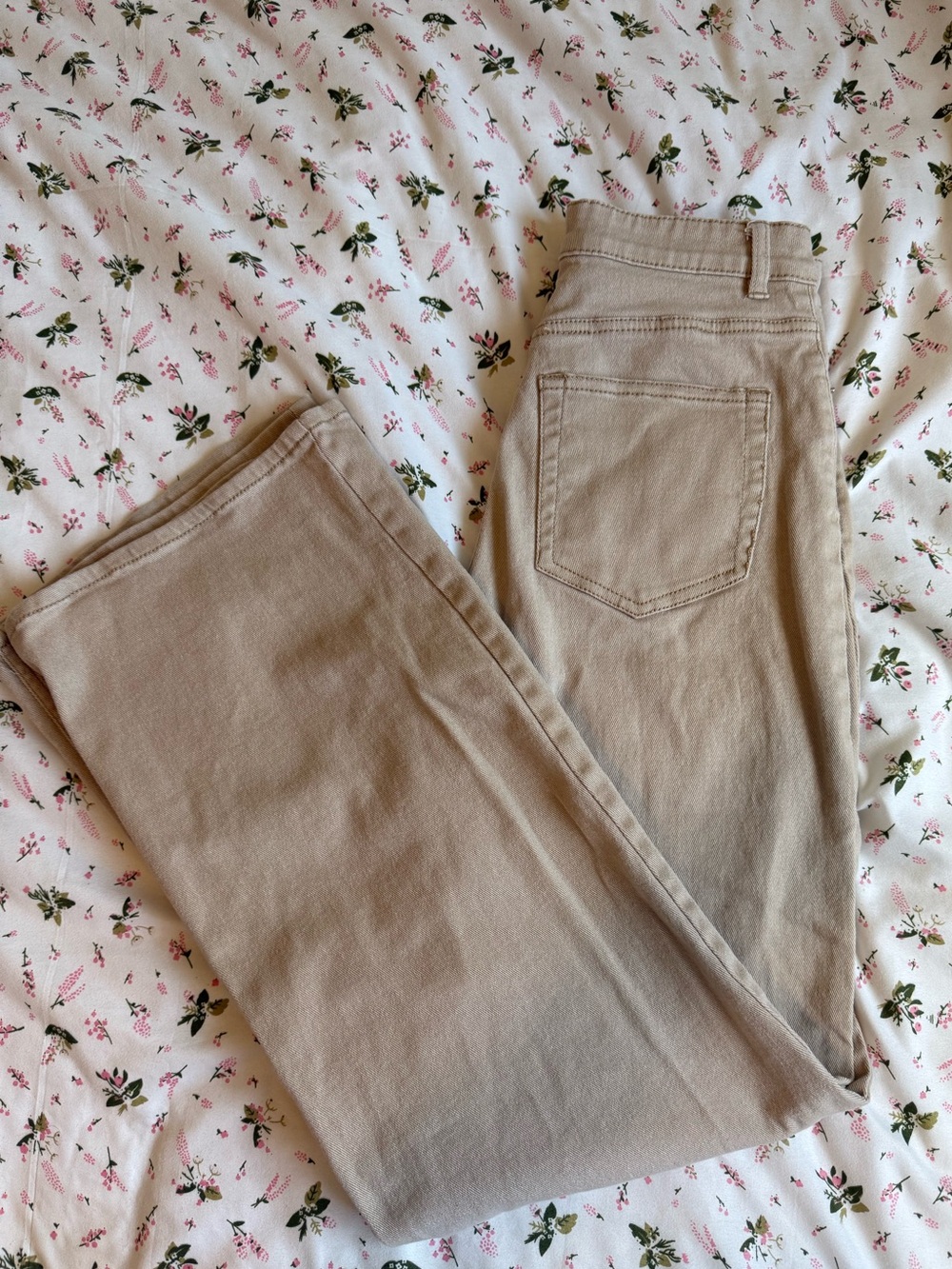 H&M Beige Wide Legs Jeans